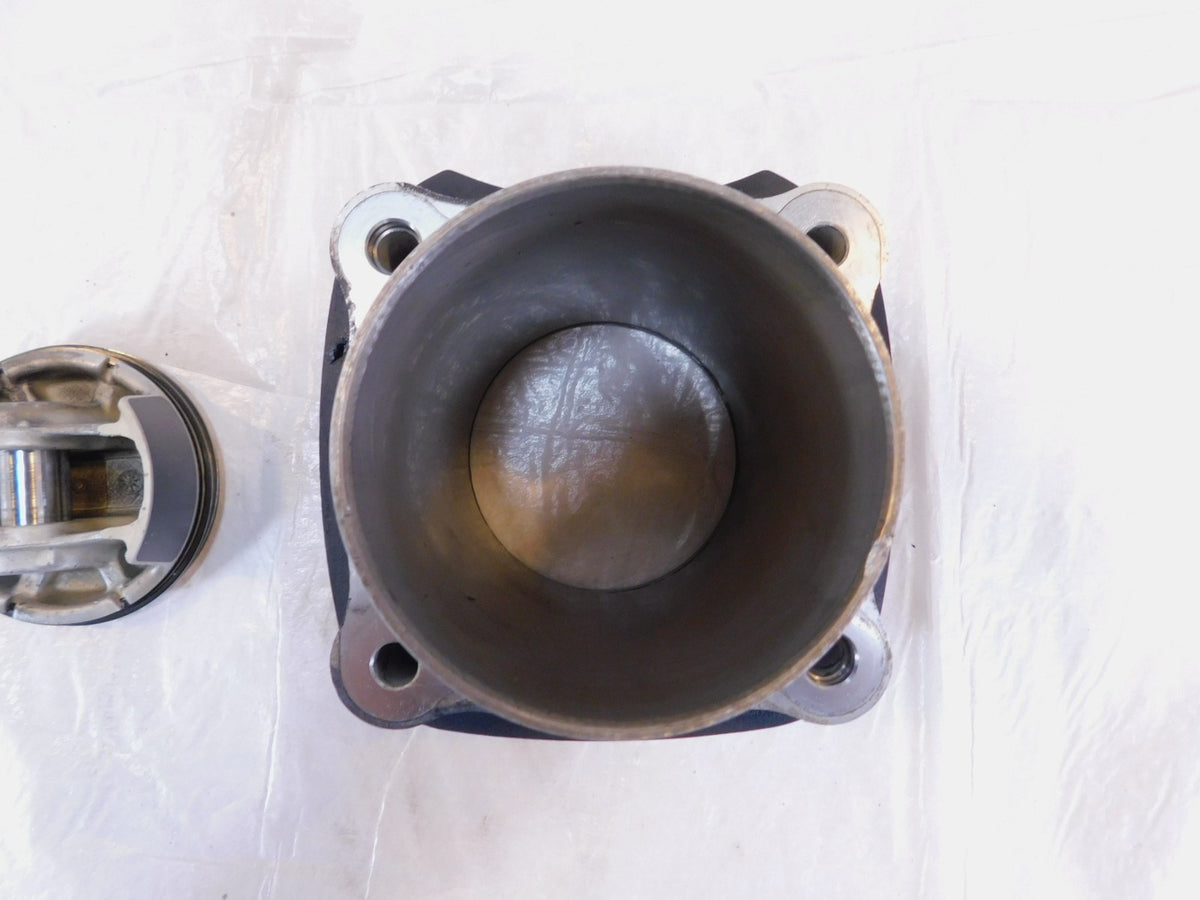 1 Indian Chief Chieftain Roadmaster & Springfield Cylinder Barrel Jug & Piston - C3 Cycle