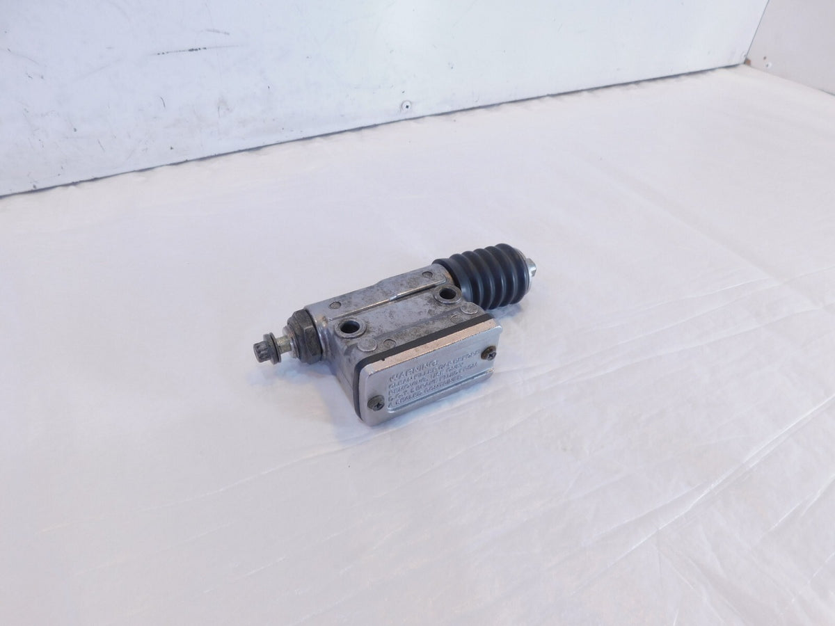 Harley Davidson Sportster 883 & 1200 Rear Brake Master Cylinder Reservoir Body - C3 Cycle