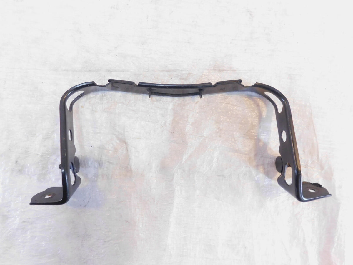 Honda GL1800 Goldwing 1800 Top Gas Fuel Petrol Tank Cover Fairing Mount Bracket - C3 Cycle