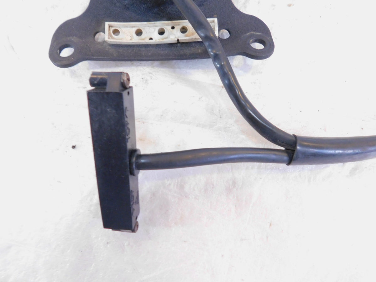 2004-2008 Harley Davidson Sportster XL883 883 Speedometer & Odometer w/ Bracket - C3 Cycle