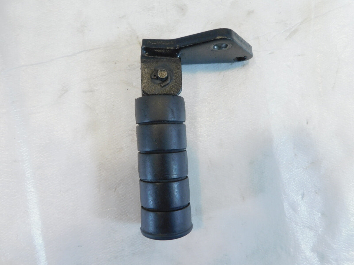 One Harley Road King Electra Glide Passenger Footpeg Footpeg Mount Bracket - C3 Cycle