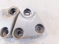 Yamaha FZR600R Front Left & Right Footrest Footpeg Foot Peg Bar Mount BRackets