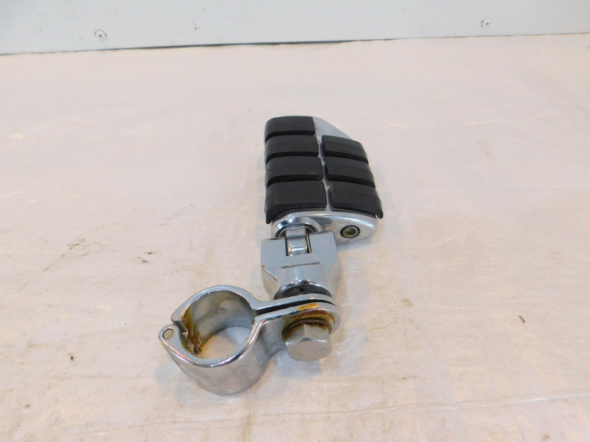 2005 05 Yamaha V-Star XVS1100 1100 Classic Right Side Foot Footrest Highway Peg - C3 Cycle