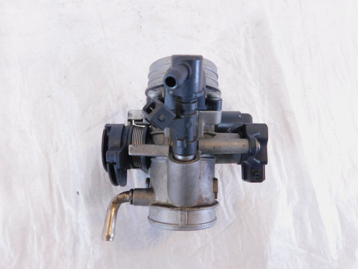 BMW F650GS Dakar G650GS Intake Throttle Body Housing w/ Fuel Injector & Sensor - C3 Cycle