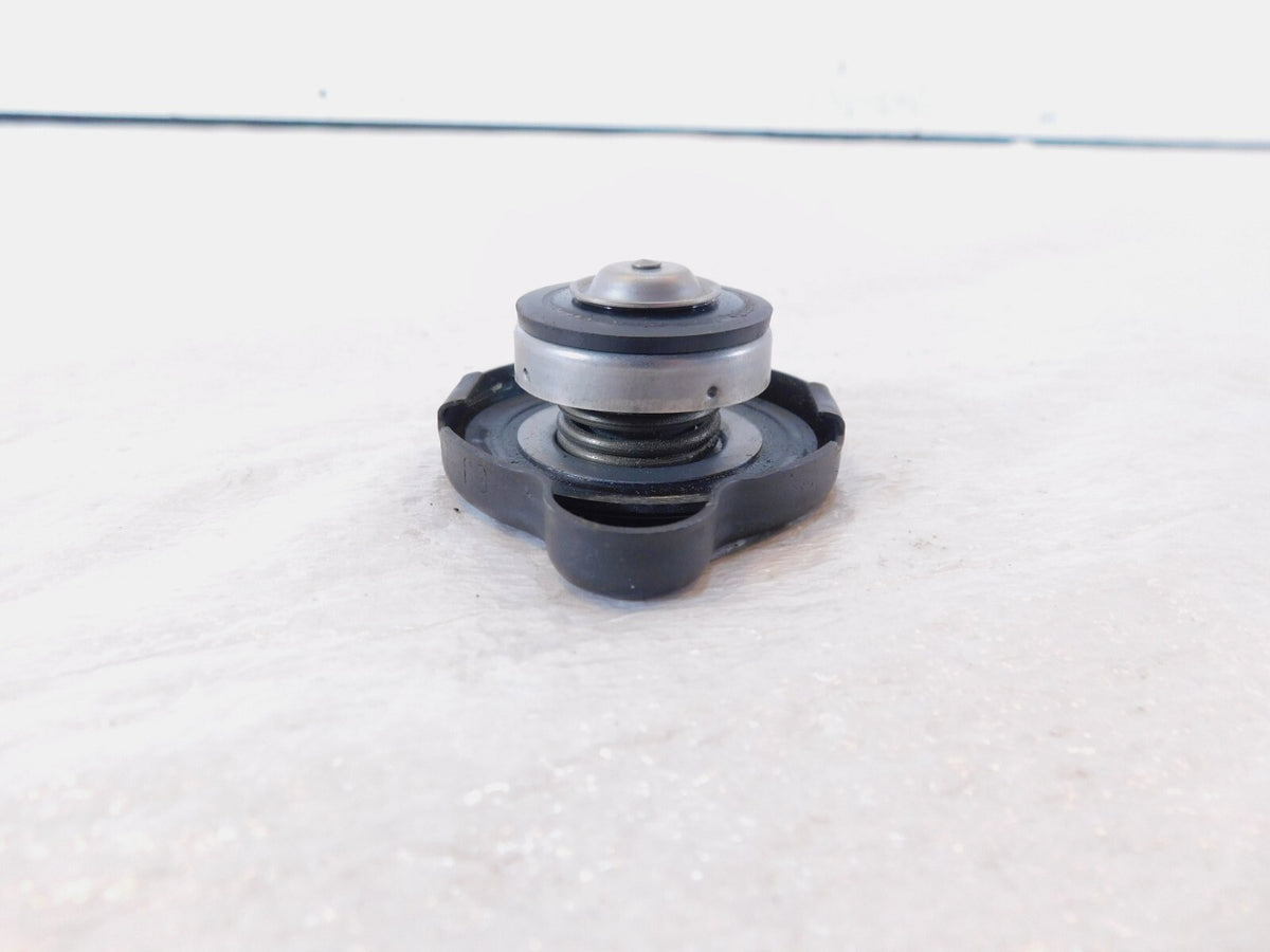 Suzuki GSXR600 GSXR750 GSXR1000 Hayabusa GSX1300R B-King Radiator Filler Cap Lid - C3 Cycle