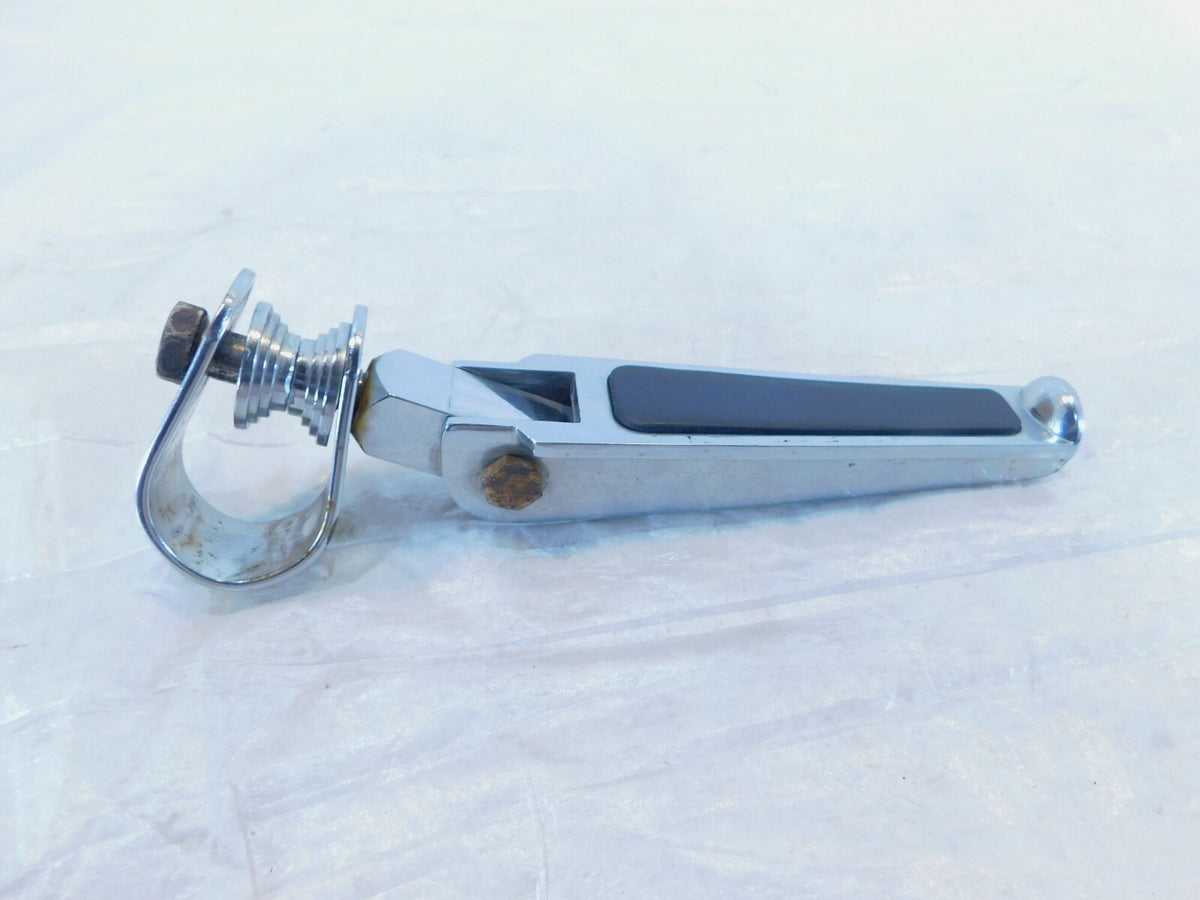 2006 06 Yamaha V-Star 1100 XVS1100 Classic Front Chrome Foot Peg Rests - Pair - C3 Cycle