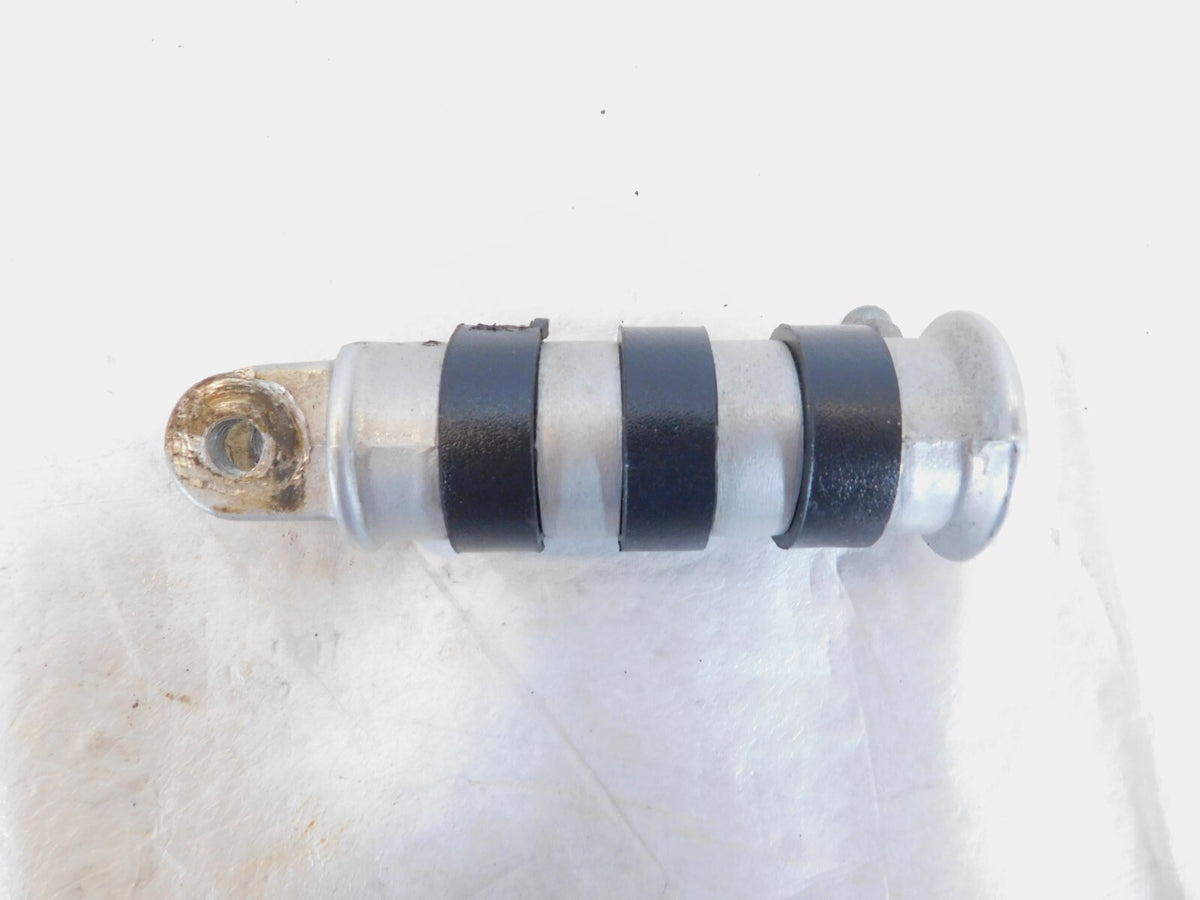 Suzuki Volusia VL800 VZ800 800 Boulevard M50 Right Front Footrest Foot Peg - C3 Cycle