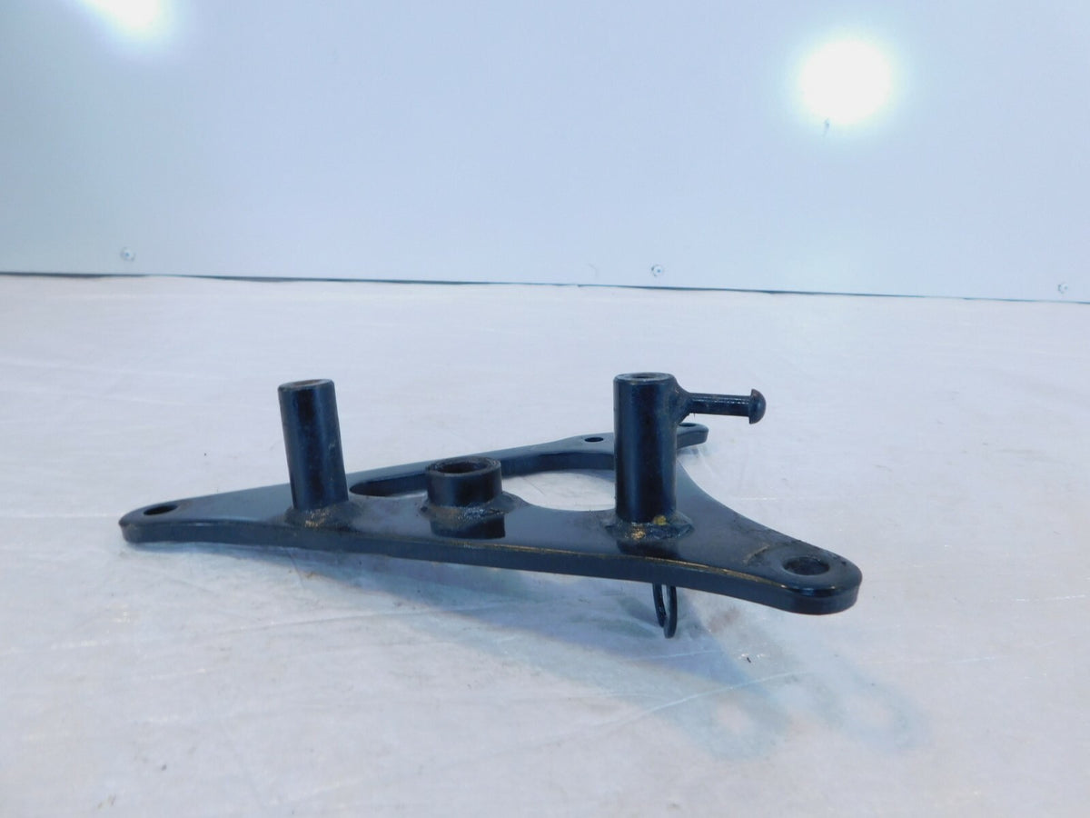 Kawasaki Vulcan 1600 VN1600 Classic Nomad Front Right Footboard Bracket Mount - C3 Cycle