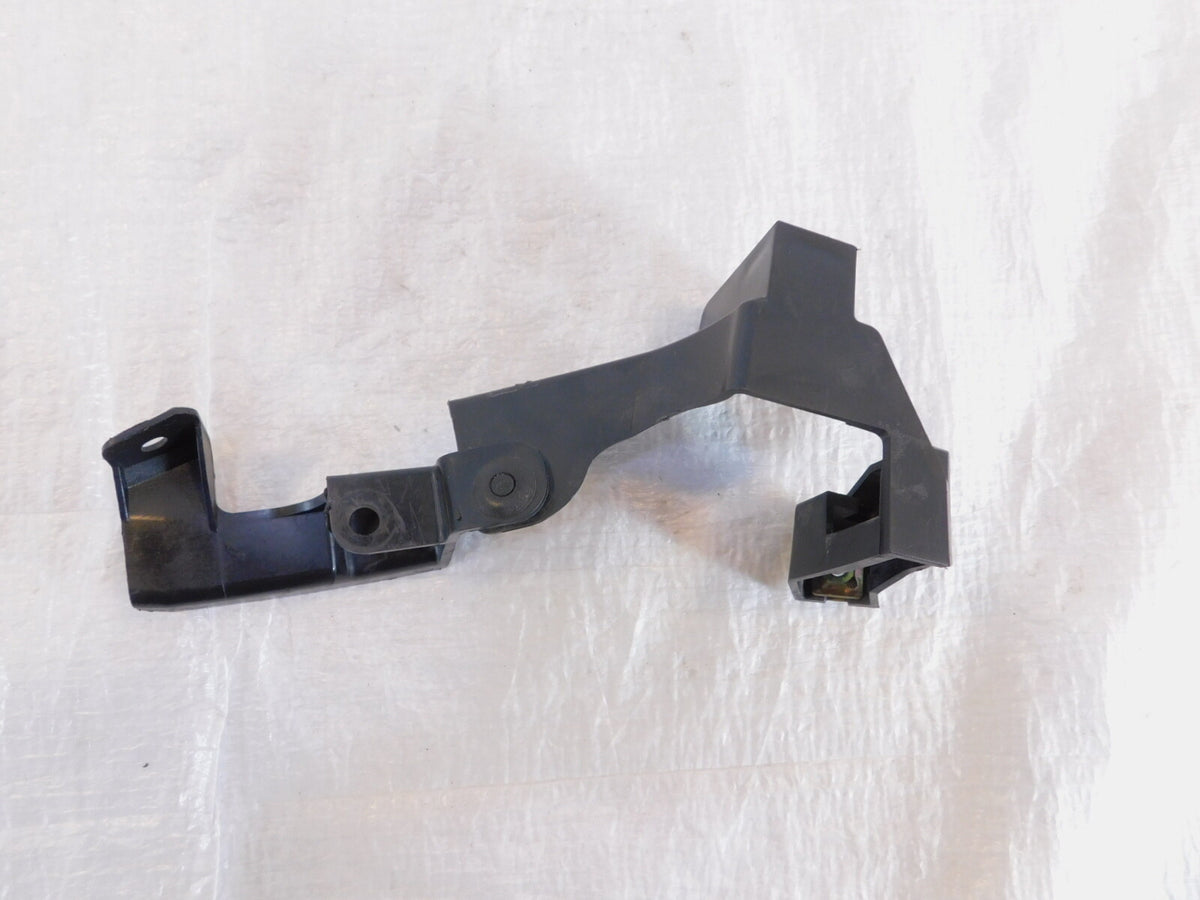 2004-2009 Yamaha FZ6 FZ6S FZS6 Left Fairing Cowl Battery Box Bracket Trim Cover - C3 Cycle