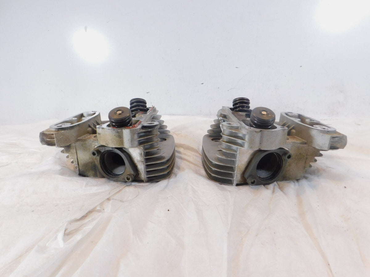 Harley Davidson Sportster 883 Engine Motor Cylinder Heads Springs & Valves - C3 Cycle
