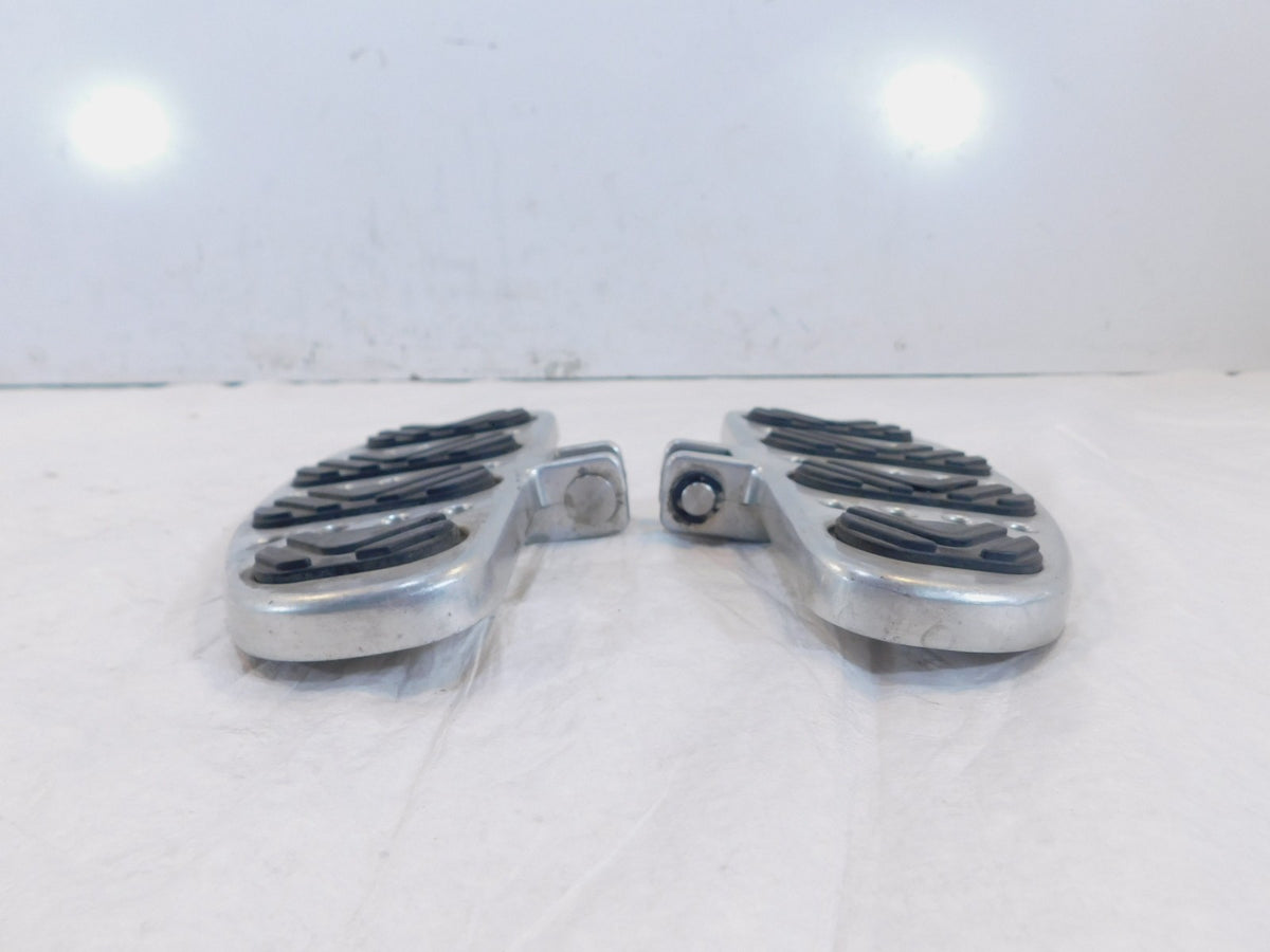 Victory Touring Cruiser V92 Deluxe & Touring Passenger Footboard Floorboards - C3 Cycle