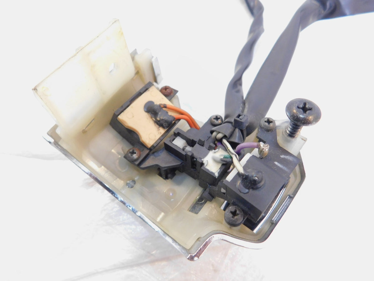 2014-2025 Vespa Primavera & Sprint 50 Chrome Right Handlebar Turn Signal Switch - C3 Cycle