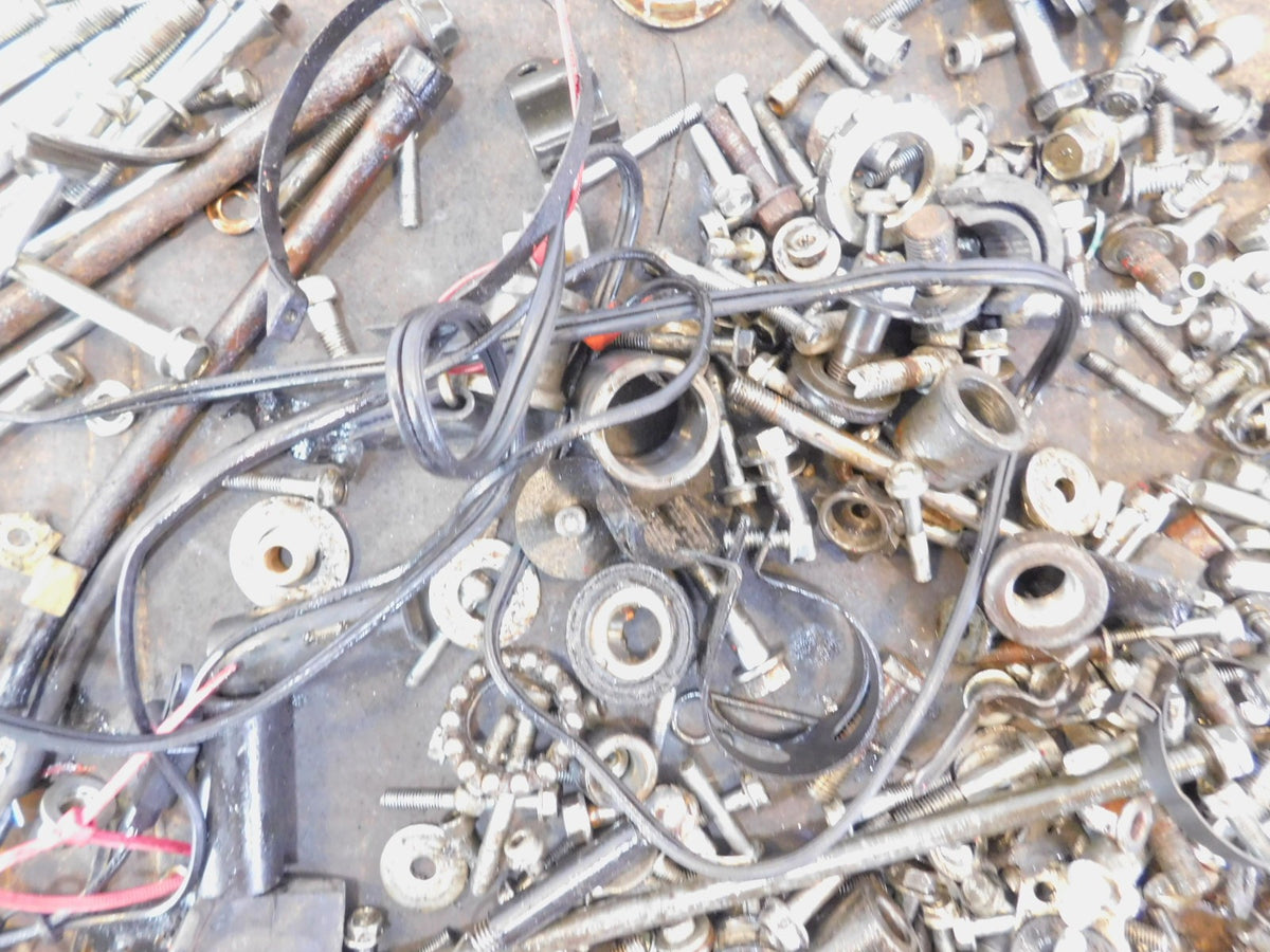 1995 95 Honda VT1100 VT1100C Shadow 1100 Nuts Bolts & Brackets Parts Box Lot - C3 Cycle