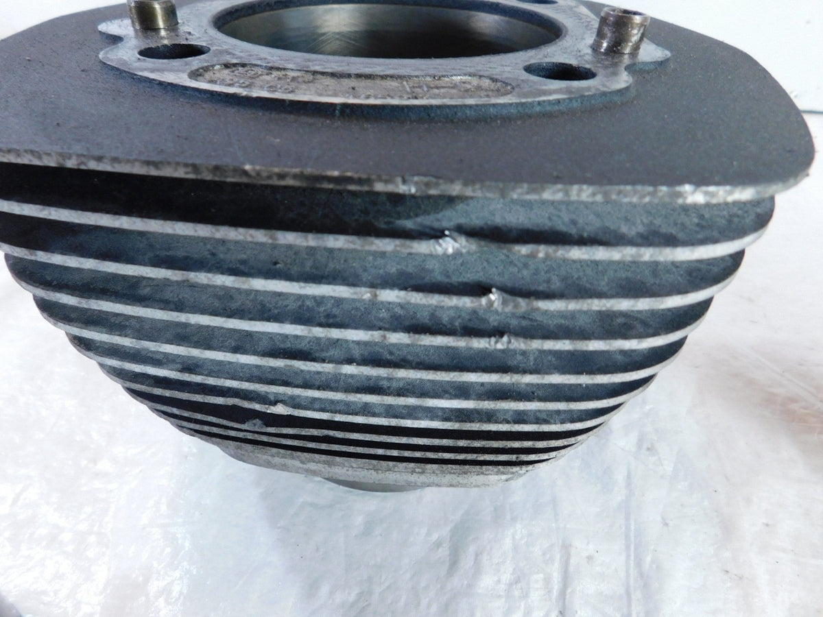 Harley Davidson Twin Cam Touring Dyna & Softail Engine Pistons & Black Cylinders