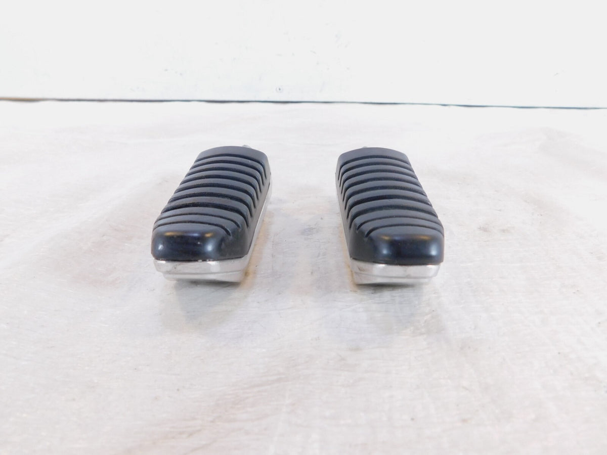 Suzuki GSX1300R Hayabusa & GW250 Rear Passenger Right/Left Footpeg Footrests - C3 Cycle