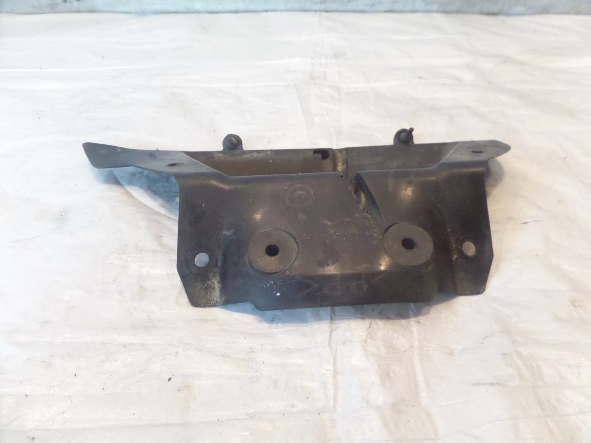 99-02 Yamaha YZFR6 R6 OEM Inner Frame Heat Shield Cover Guard 5EB-2117M-00-00 - C3 Cycle