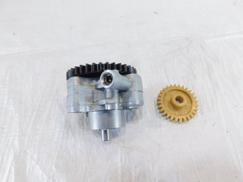 Aprilia RSV1000R RSVR Mille R & RSV 1000 Tuono Engine Motor Oil Pump & Sprocket