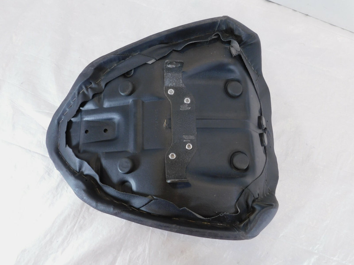 2003 03 Victory Vegas Front Main Rider Seat Saddle Assembly - 2683519 - C3 Cycle