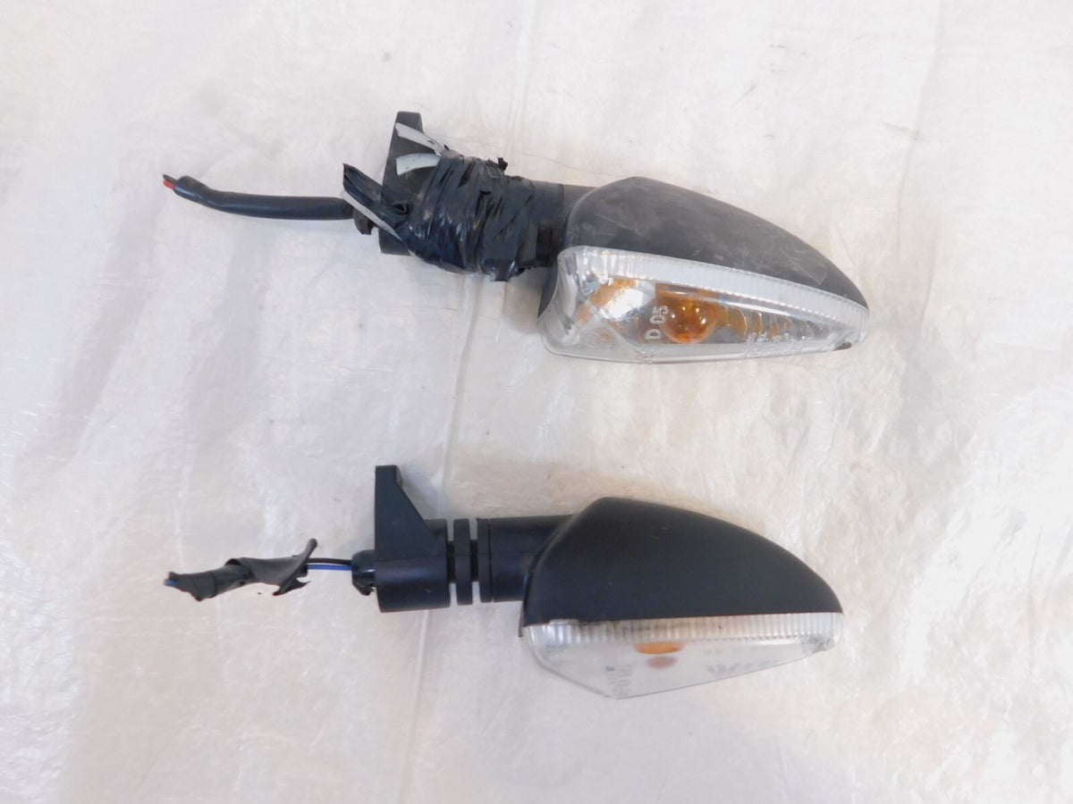 Aprilia SL750 Shiver 750 & 900 Left/Right Front/Rear Turn Signal Indicator Light - C3 Cycle
