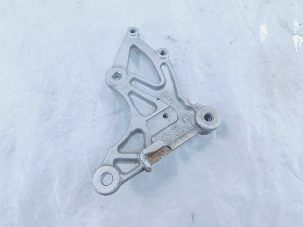2005-2010 BMW R1200R R1200ST Front Right Footrest Foot Peg Bracket Mount Plate - C3 Cycle