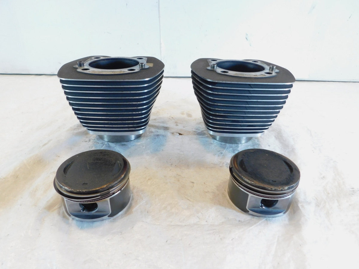 Harley Davidson Twin Cam Touring Dyna & Softail Engine Pistons & Black Cylinders - C3 Cycle