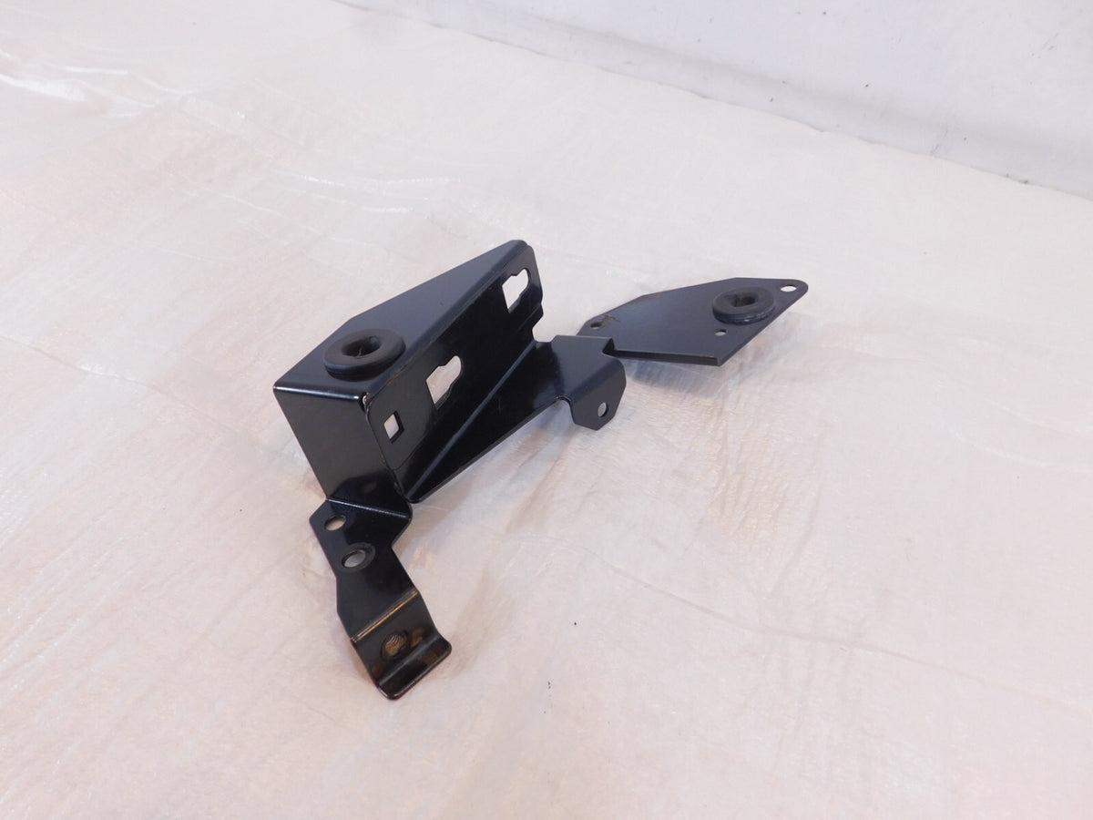 2003 2004 & 2005 Victory Vegas & Kingpin Right Frame Side Cover Mount Bracket - C3 Cycle