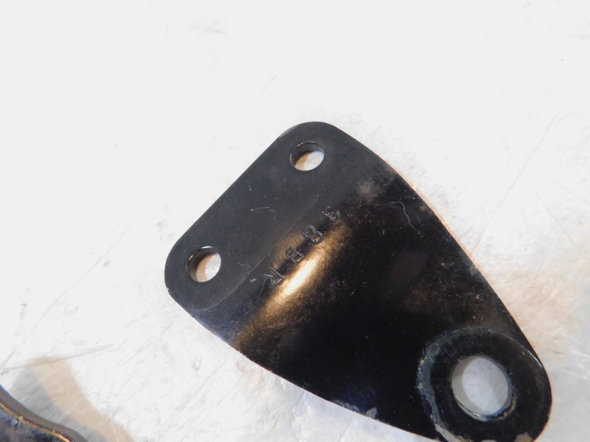 Suzuki Intruder 1400 Boulevard S83 Left/Right Lower Engine Motor Mount Brackets