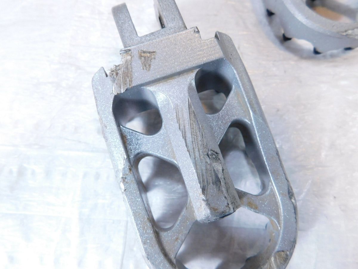 Harley Touring V-Rod Dyna Sportster FXR Softail FLO MX Style Footpeg Footrests - C3 Cycle