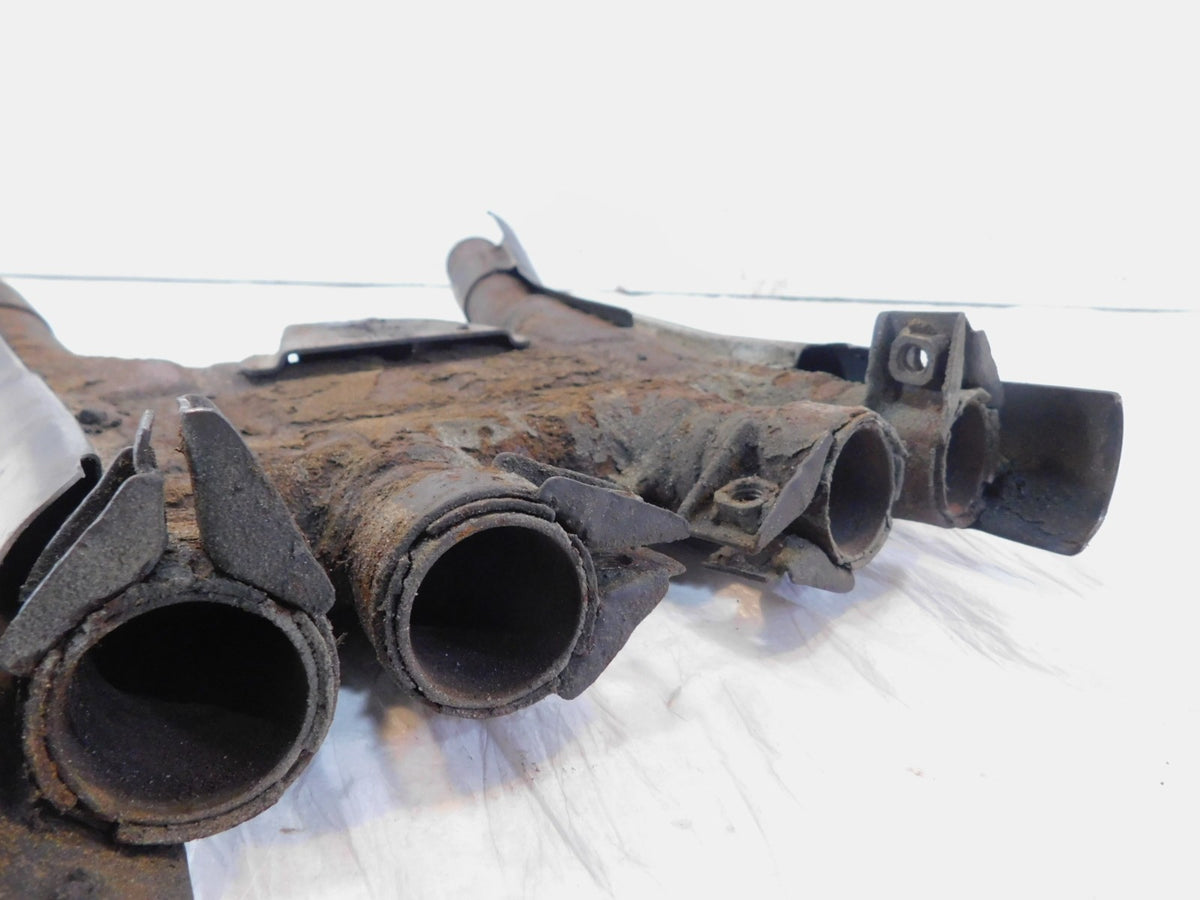 82-83 Yamaha XJ750 Maxim 750 Exhaust Muffler System Mid Pipe Chamber Manifold - C3 Cycle