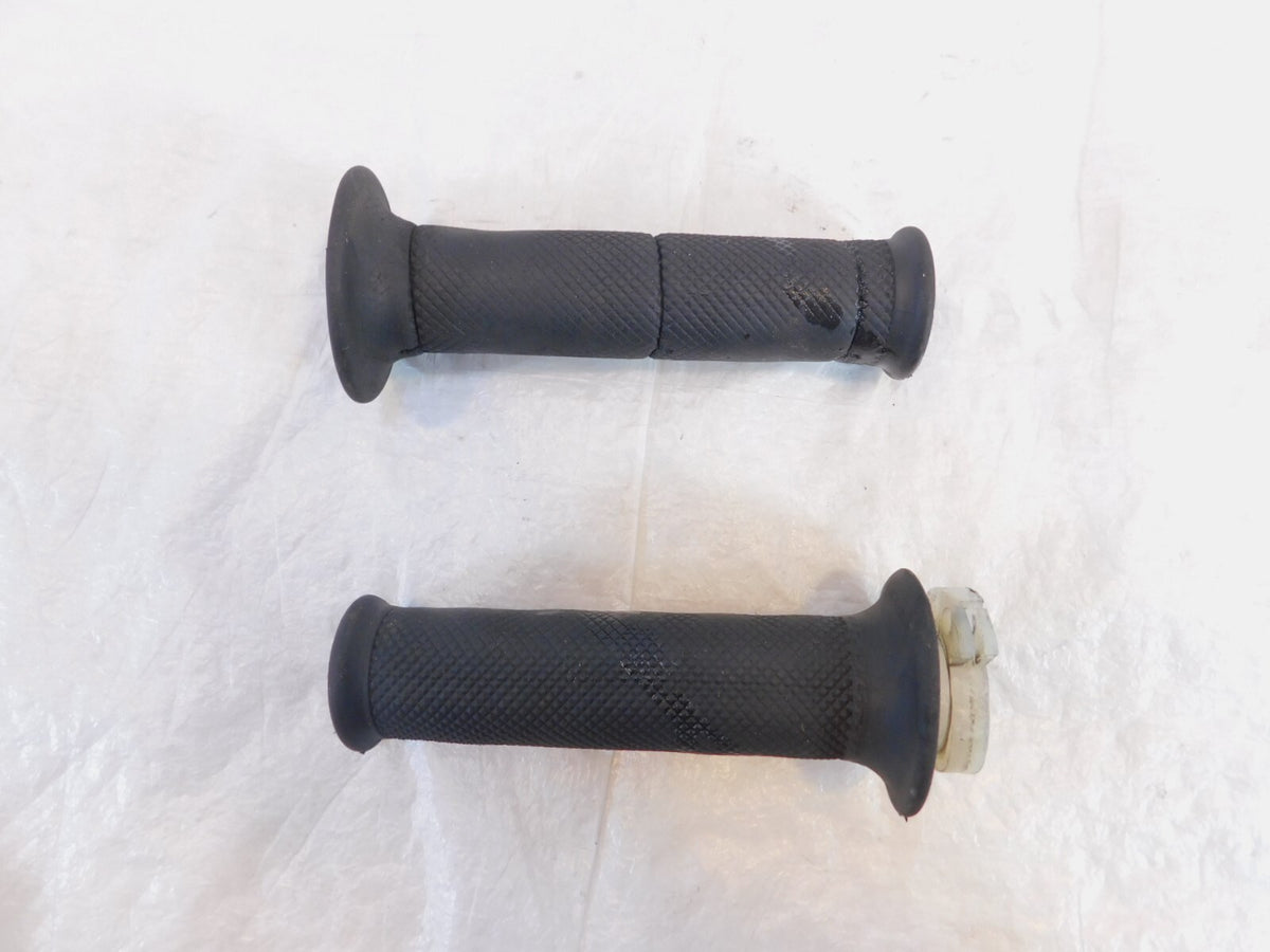 Aprilia ETV1000 Caponord Shiver 750 Left/Right Handlebar Hand Throttle Grips - C3 Cycle