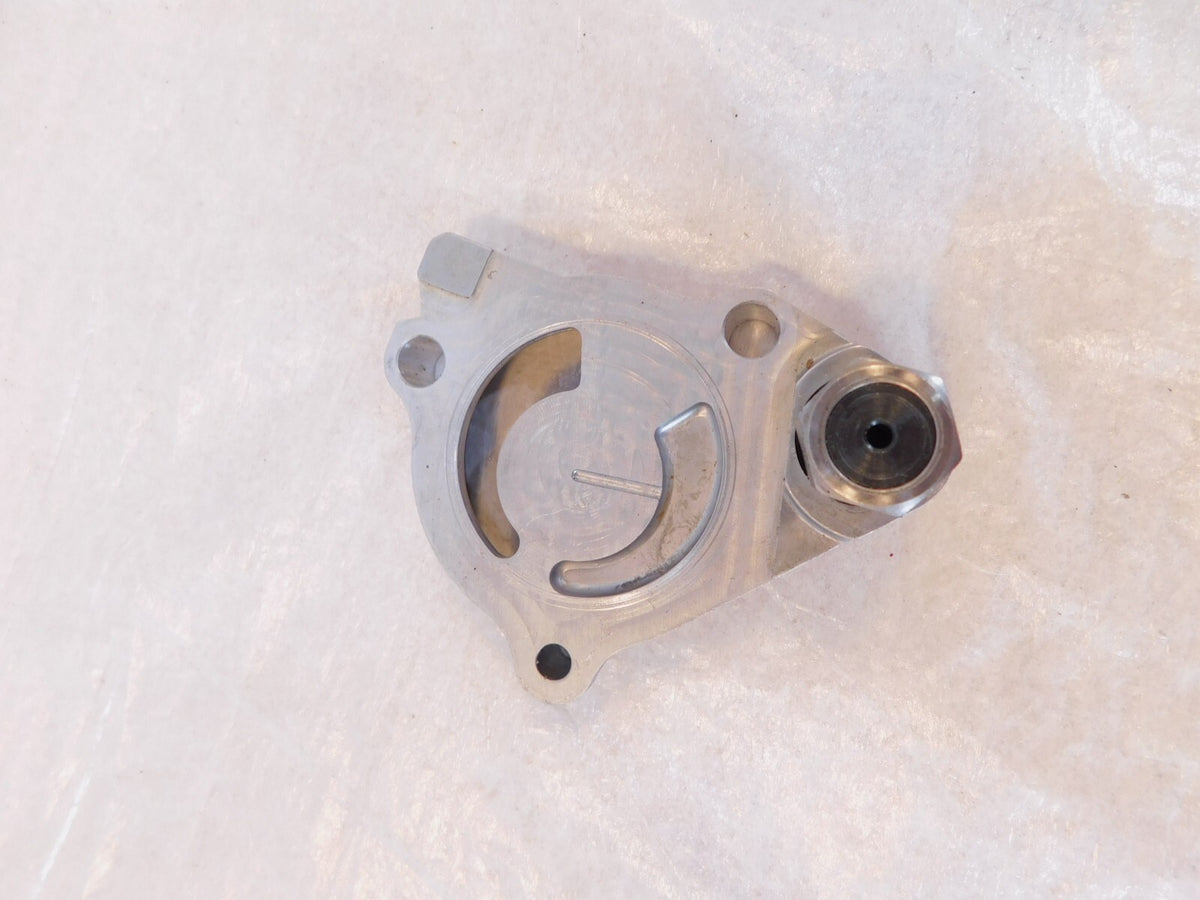 Victory V92 Kingpin Hammer Vegas & Jackpot Engine Motor Oil Pump Base Plate - C3 Cycle