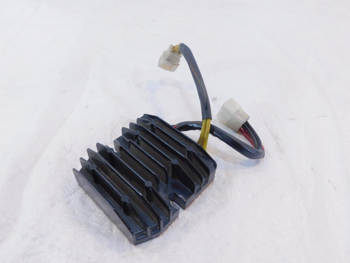 2006-2017 Triumph Daytona 675 R Engine Motor Electrical Voltage Regulator Unit - C3 Cycle