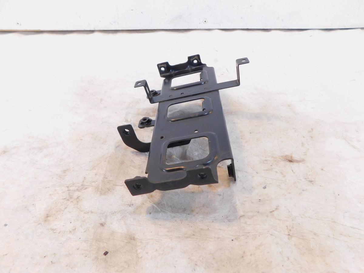 1985-07 Yamaha V-Max 1200 VMX12 VMX1200 Black Center Bridge Plate Mount Bracket - C3 Cycle