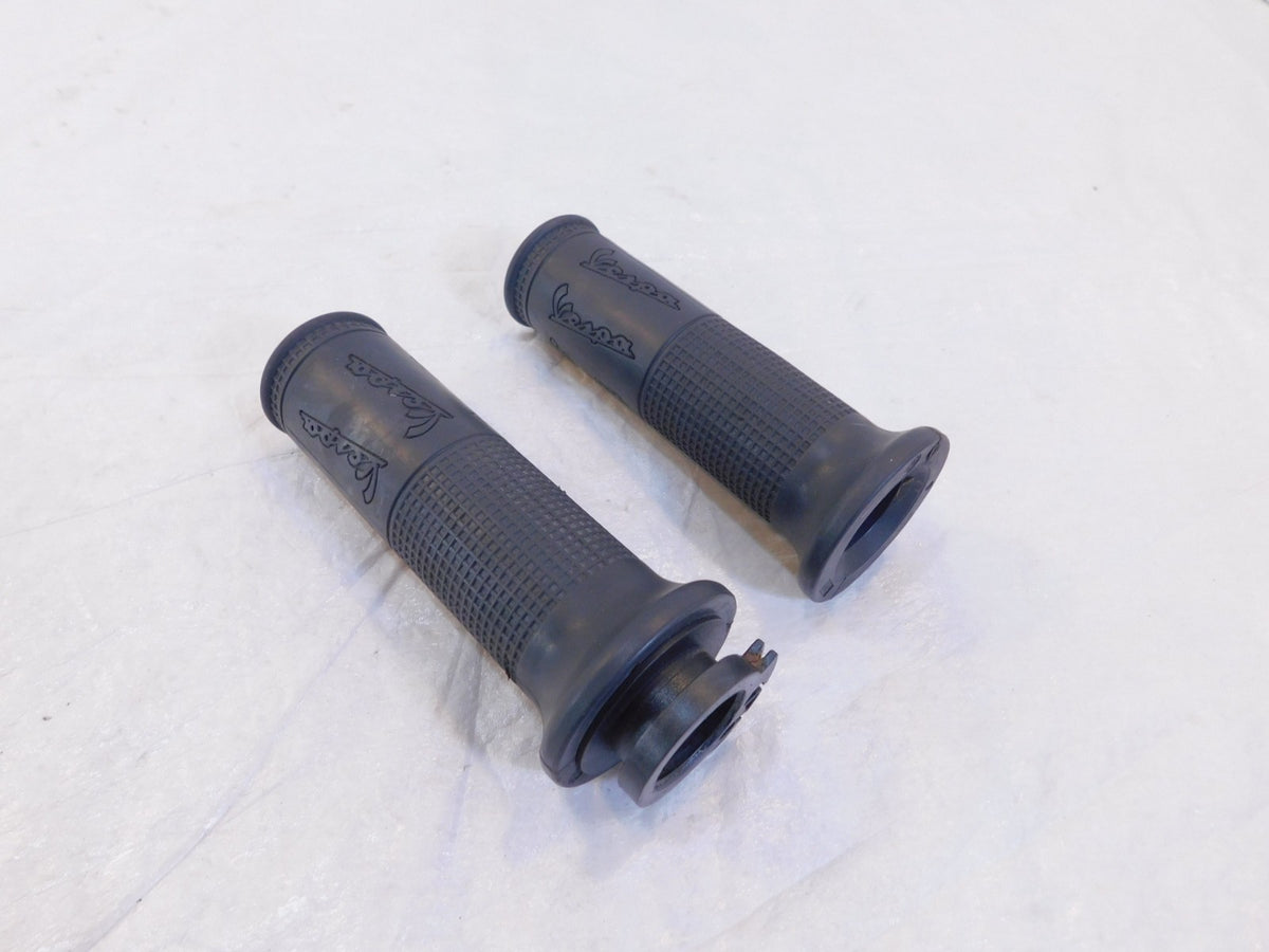 Vespa Primavera Sprint 50 125 150 Black Pair Left Right Handlebar Hand Grips - C3 Cycle