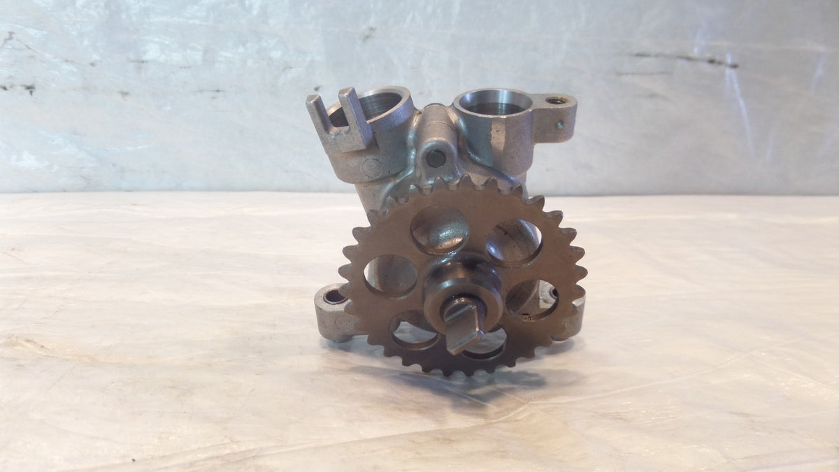 Yamaha YZFR6 YZF R6 & FZ6 FZ-6 Engine Motor Oil Pump Assembly 5MT-13300-00-00 - C3 Cycle