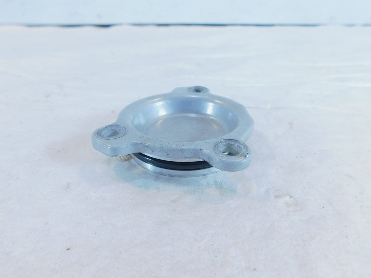 BMW F800GS F800R F800 F800ST F650GS F700GS Engine Oil Pump Outer Right Cover Cap - C3 Cycle
