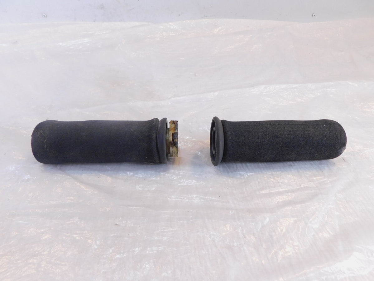Kawasaki Ninja 250R 250 500 ZX-6 ZX-7 ZX-9 & ZX-11 Right/Left Handlebar Grips - C3 Cycle
