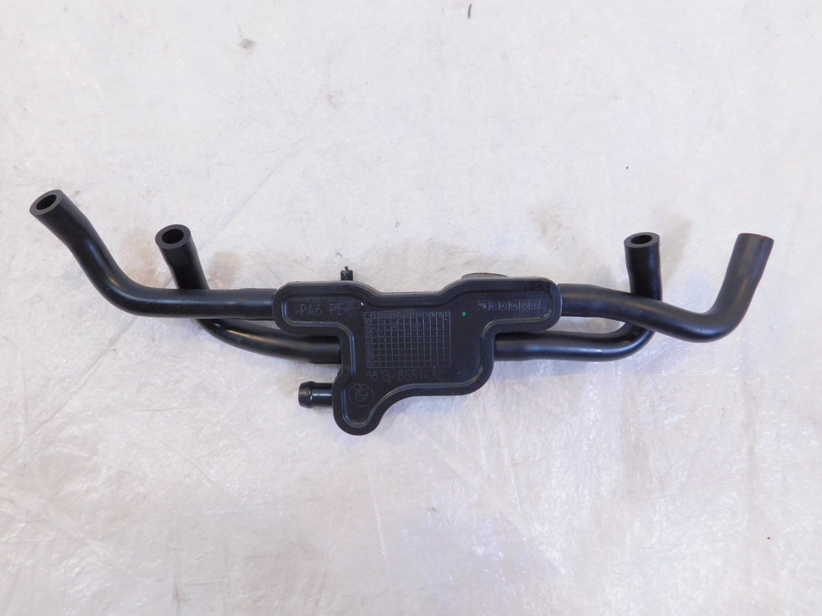 BMW S1000R S1000RR S1000XR Emissions Vacuum Air Intake Distributor Power Strip - C3 Cycle