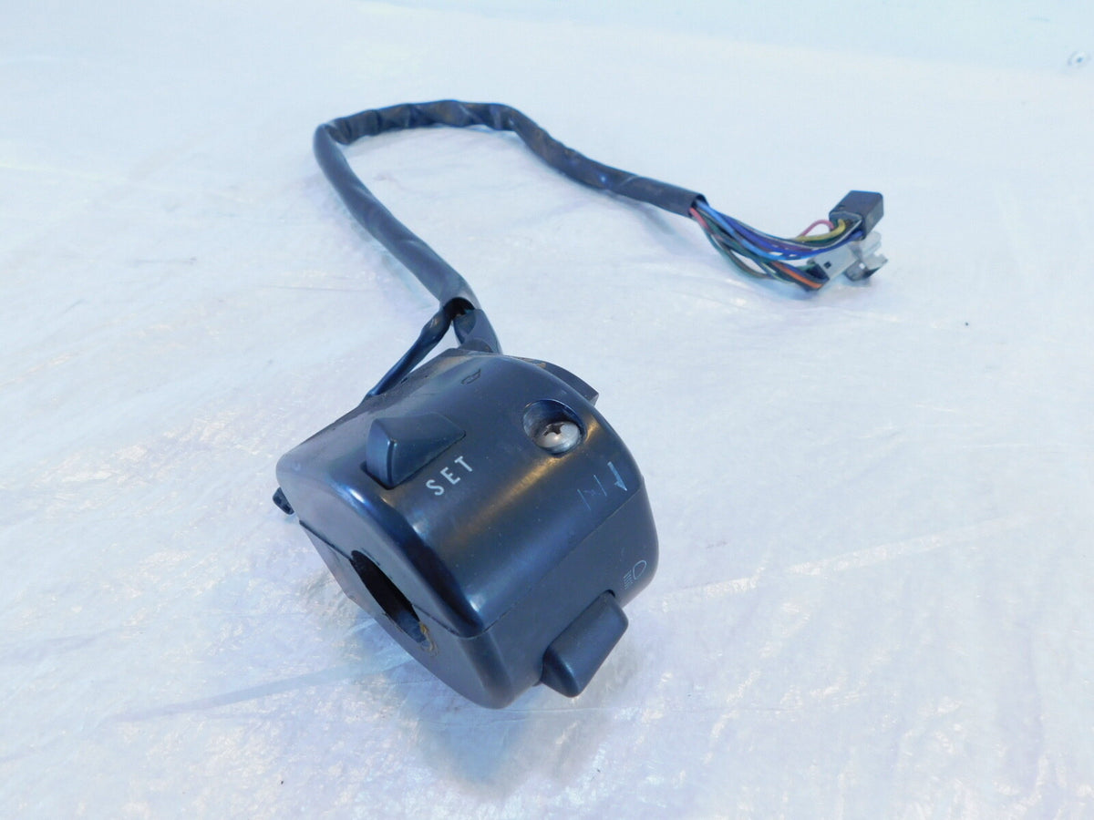 Victory V92 Sport Deluxe & Standard Cruiser Left Handlebar Turn Signal Switches - C3 Cycle
