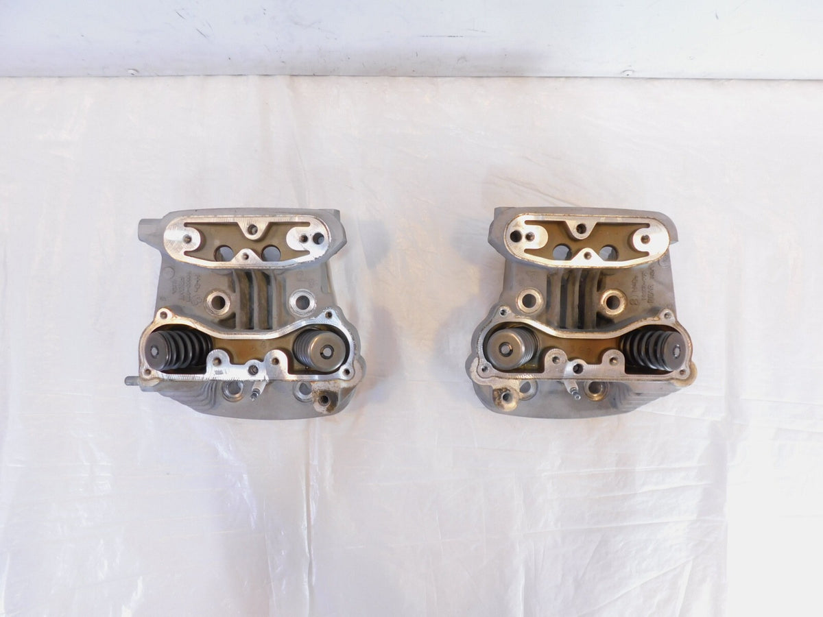 Harley Davidson Sportster 883 Engine Motor Cylinder Heads Springs & Valves - C3 Cycle