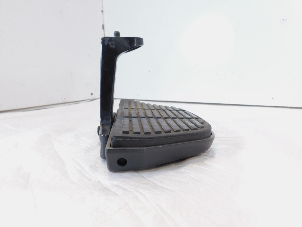 Harley Davidson Road King Electra Glide Left Right Passenger Footrest Footboard - C3 Cycle
