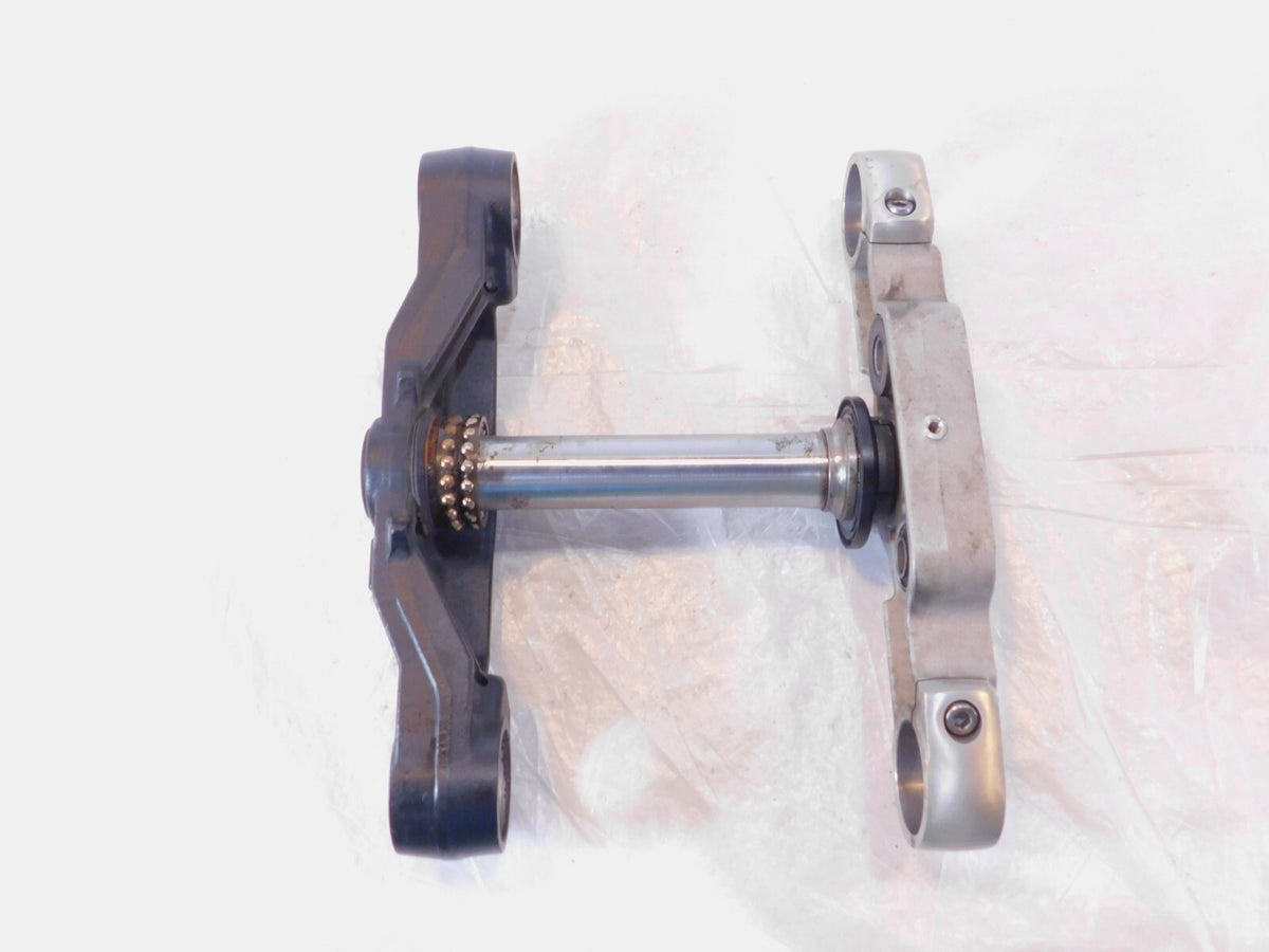 Kawasaki Vulcan 1700 Classic Nomad VN1700 Front Fork Steering Stem Triple Trees - C3 Cycle