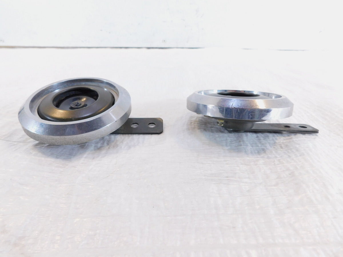 1985-1986 Honda VT500 VT500C Shadow 500 High/Low Indicator Horns w/ Brackets - C3 Cycle