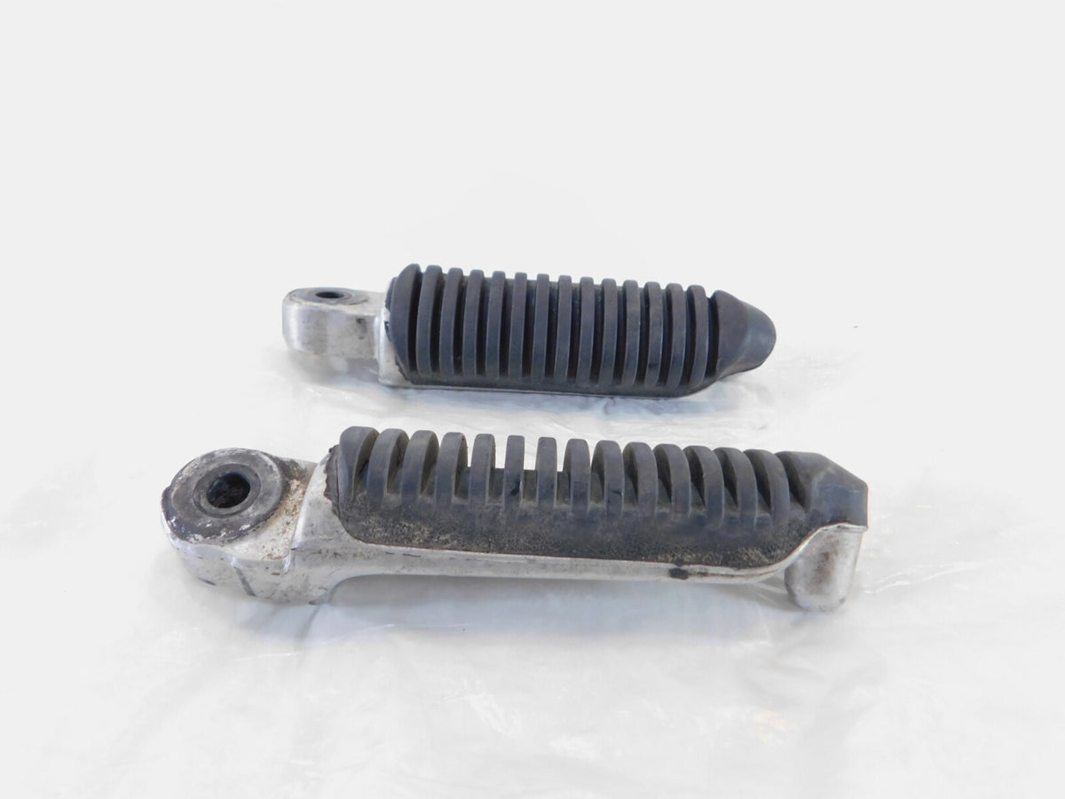 Suzuki Katana 600 & 750 GSX750F Left & Right Rear Passenger Footpeg Footrests - C3 Cycle
