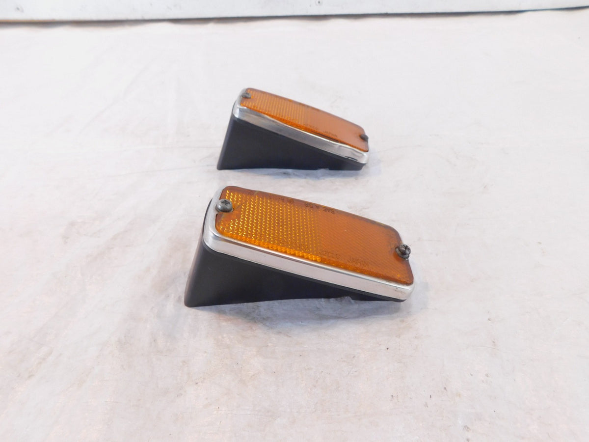 1982 82 Yamaha XJ750 Maxim 750 Front Left/Right Side Frame Orange Reflectors - C3 Cycle