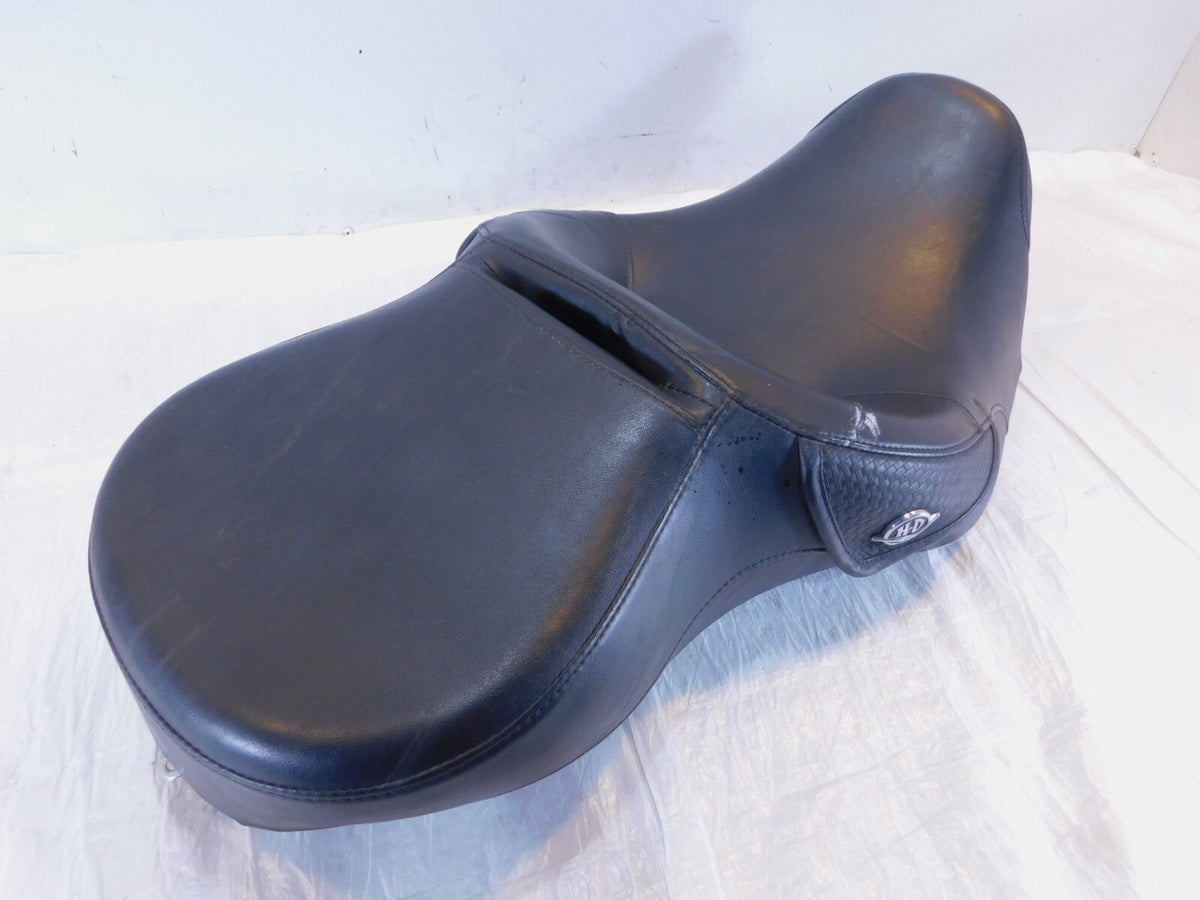 1998-2007 Harley Davidson FLHRC Road King Classic Main Rider & Passenger Seat - C3 Cycle