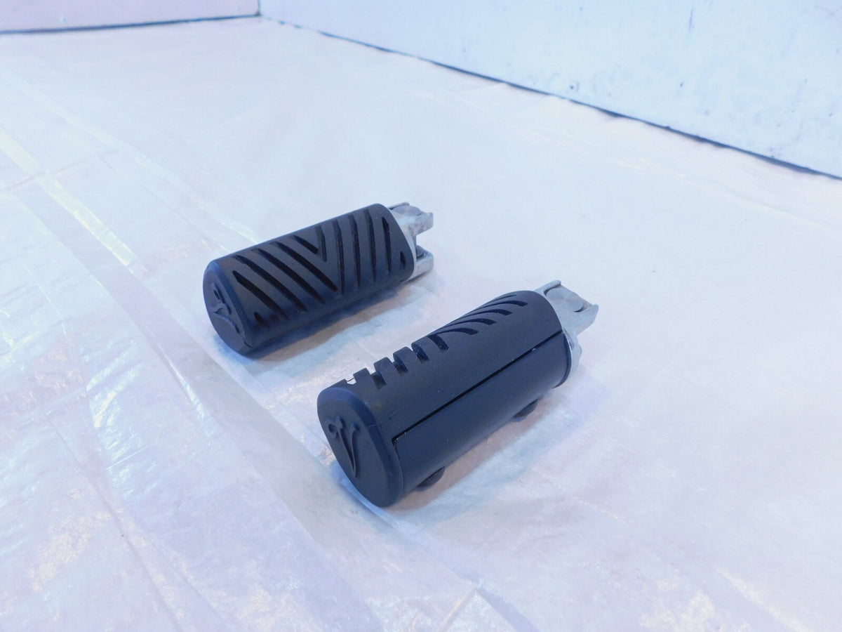 2000 00 Victory Standard V92 Cruiser Rear Passenger Peg Footrest Footpegs - C3 Cycle