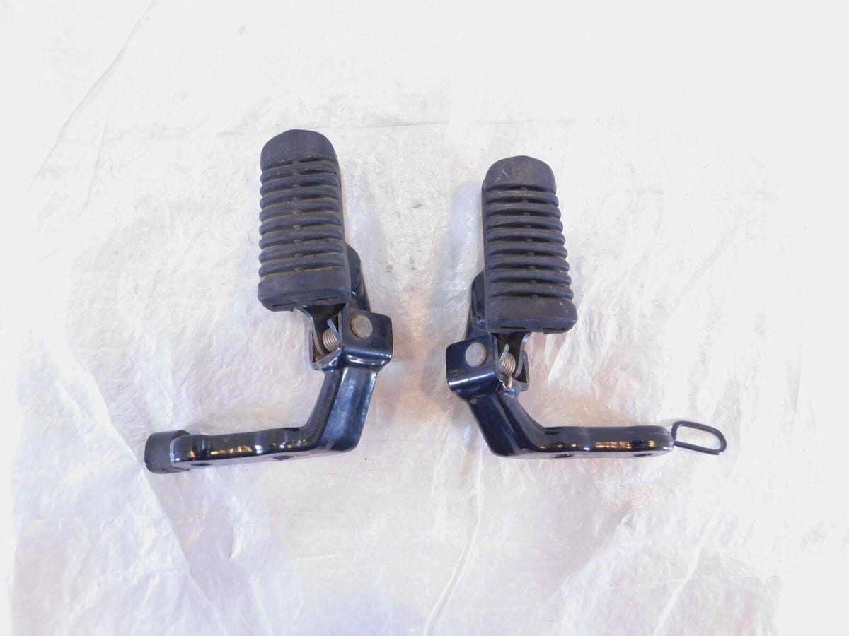 1997-2000 BMW F650 Funduro F650ST Right Front Footrest Foot Peg & Mount Bracket - C3 Cycle