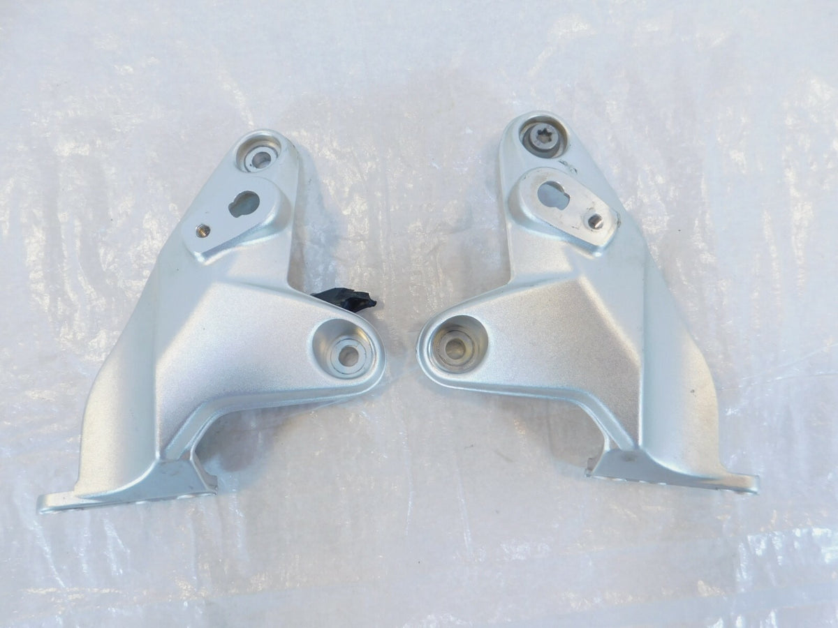 15-20 BMW R1200R R1250R Left/Right Instrument Cluster Speedometer Bracket Mounts - C3 Cycle