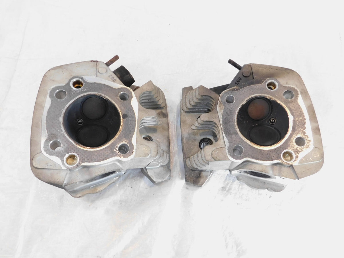 Harley Sportster 883 Front & Rear Engine Motor Cylinder Heads Springs & Valves